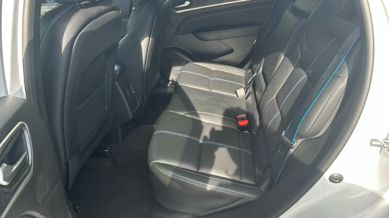 Renault Arkana 1.6 E-Tech FHEV 145 Esprit Alpine 5dr Auto Hybrid Estate